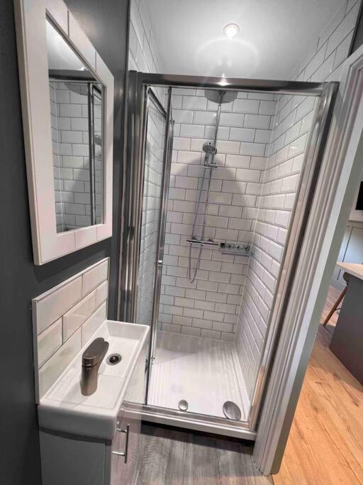 Seaview 1 Bed Open Condo - Free Parking ブライトン エクステリア 写真
